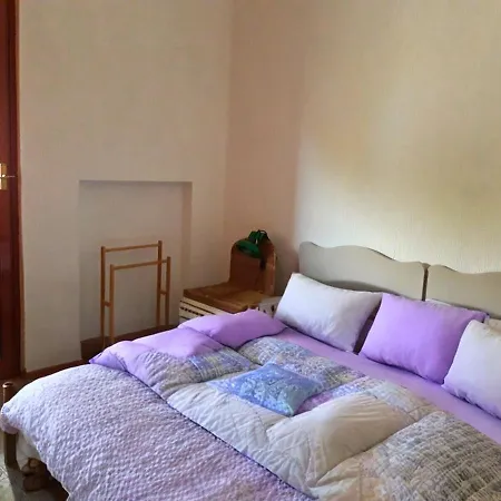 White House With Sea View Apartment Moneglia