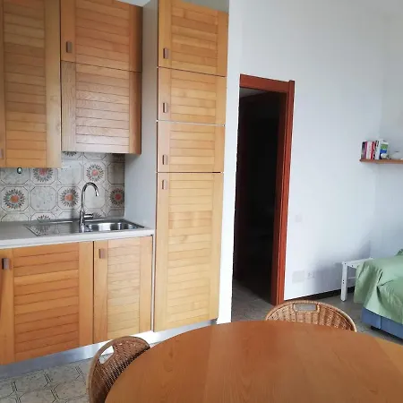 Apartment White House With Sea View